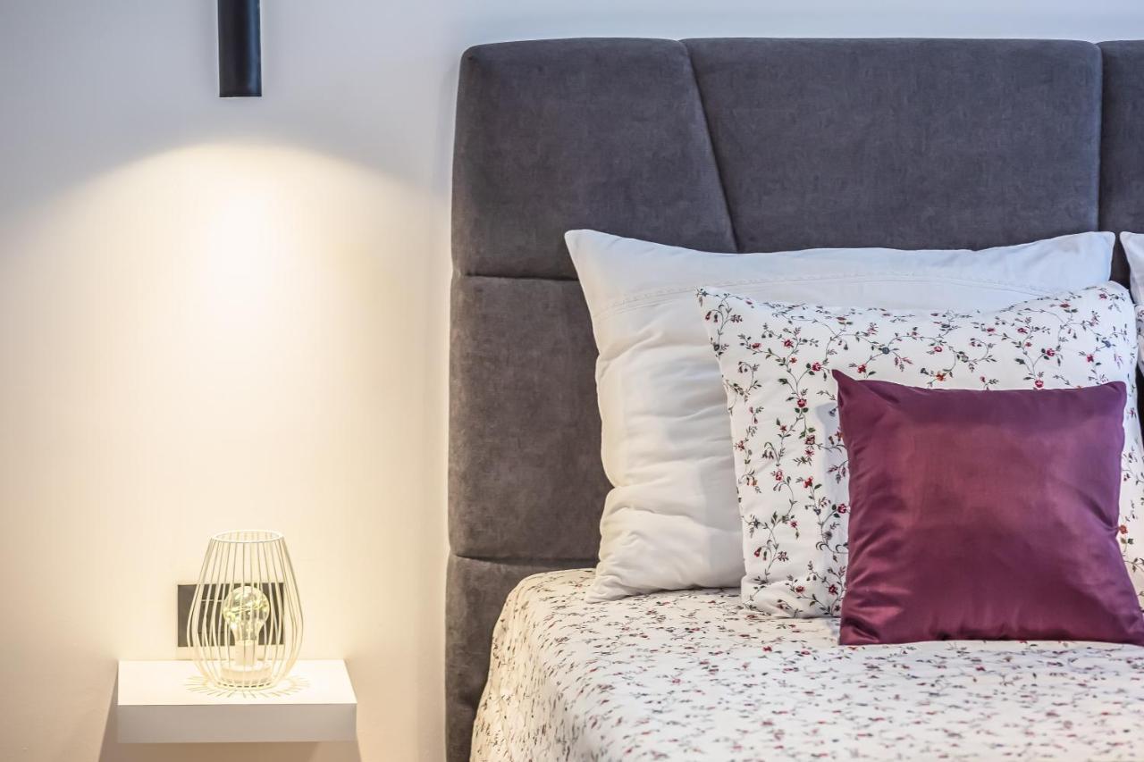 Vogue Apartments أوميس المظهر الخارجي الصورة